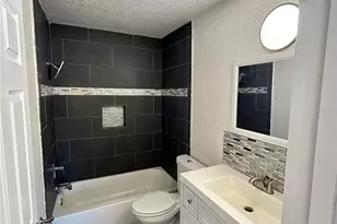 18812 Carr Dr, Lutz, FL 33559 - Photo 7