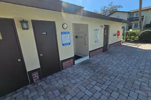 501 E Bay Dr, Largo, FL 33770 - Photo 33