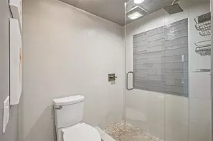 3850 13th Ave N, Saint Petersburg, FL 33713 - Photo 23