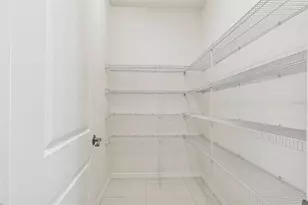 18937 Willowmore Cedar Dr, Lutz, FL 33558 - Photo 27