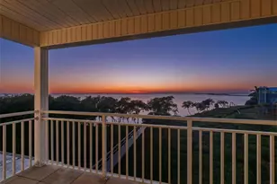 1726 Sunkissed Dr, Tarpon Springs, FL 34689 - Photo 21