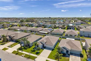 1615 Redmond Brook Ln, Ruskin, FL 33570 - Photo 25