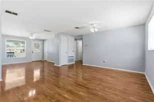 6439 Eden Ln, Tampa, FL 33634 - Photo 17