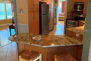 10461 Peaceful Dr, Largo, FL 33773 - Photo 9