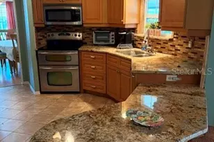 10461 Peaceful Dr, Largo, FL 33773 - Photo 13