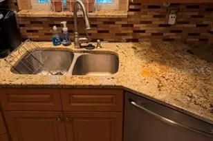 10461 Peaceful Dr, Largo, FL 33773 - Photo 11