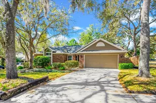 344 Cascade Ln, Palm Harbor, FL 34684 - Photo 3