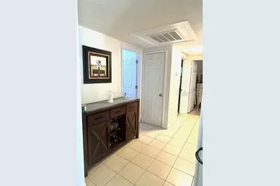 10418 N Otis Avenue, Tampa, FL 33612 - Photo 19