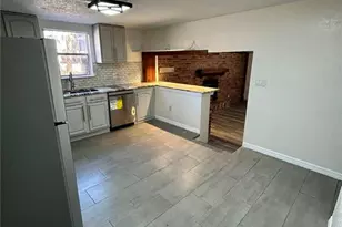 18812 Carr Dr, Lutz, FL 33559 - Photo 7