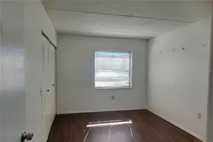 103 Meadow Ln, Oldsmar, FL 34677 - Photo 13