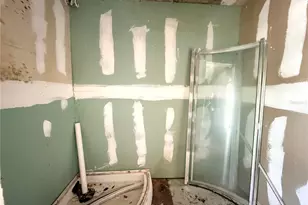 2129 Union St S, Saint Petersburg, FL 33712 - Photo 17