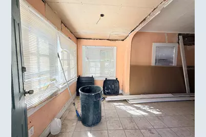 2129 Union Street S, Saint Petersburg, FL 33712 - Photo 3