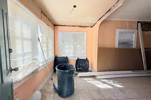 2129 Union St S, Saint Petersburg, FL 33712 - Photo 3