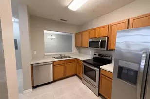 9529 Newdale Way, Riverview, FL 33578 - Photo 7