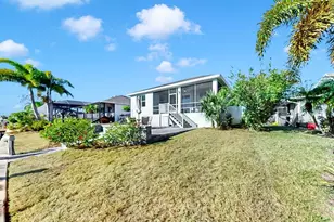 916 Spindle Palm Way, Apollo Beach, FL 33572 - Photo 37