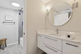 8605 Leighton Dr, Tampa, FL 33614 - Photo 31