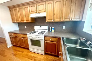 1819 Shore Dr S, South Pasadena, FL 33707 - Photo 5