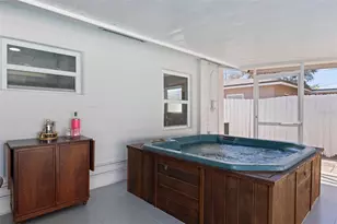 6419 43rd Ave N, Kenneth City, FL 33709 - Photo 15