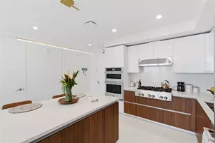 400 Central Ave, Saint Petersburg, FL 33701 - Photo 7