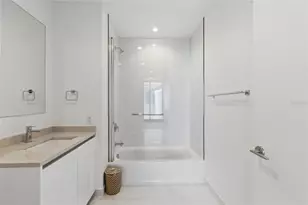 400 Central Ave, Saint Petersburg, FL 33701 - Photo 29