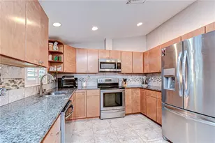 2303 S Wiggins Rd, Plant City, FL 33566 - Photo 13