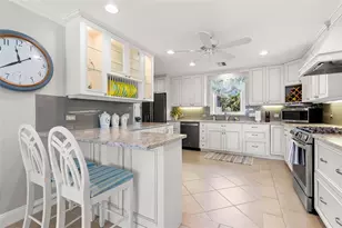 101 Shore Dr, Dunedin, FL 34698 - Photo 25