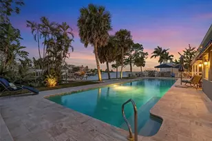 101 Shore Dr, Dunedin, FL 34698 - Photo 3