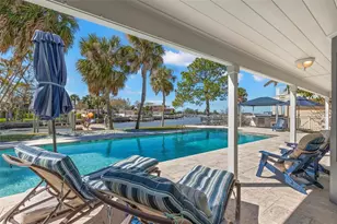 101 Shore Dr, Dunedin, FL 34698 - Photo 5
