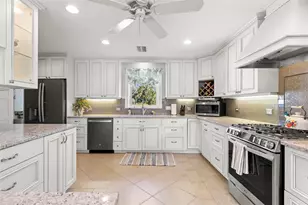 101 Shore Dr, Dunedin, FL 34698 - Photo 19