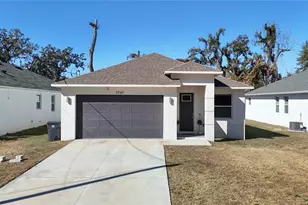 1747 S Oak St, Seffner, FL 33584 - Photo 1