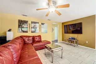 11112 Hidden Breeze Dr, Wimauma, FL 33598 - Photo 13