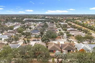 11112 Hidden Breeze Dr, Wimauma, FL 33598 - Photo 41