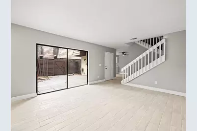 15407 W Pond Woods Drive #15407, Tampa, FL 33618 - Photo 7