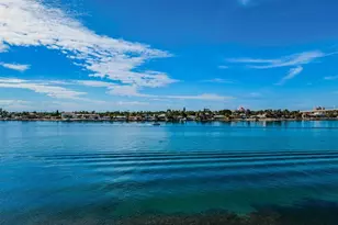 6083 Bahia Del Mar Cir, Saint Petersburg, FL 33715 - Photo 17