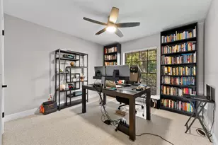 2525 Laurelwood Ln, Valrico, FL 33596 - Photo 17