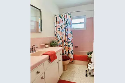 812 E 13th Avenue, New Smyrna Beach, FL 32169 - Photo 11