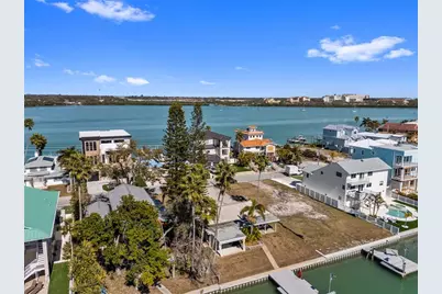 837 Bay Point Drive, Madeira Beach, FL 33708 - Photo 19