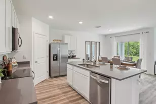 15036 Crosshall Strm Dr, Wimauma, FL 33598 - Photo 9