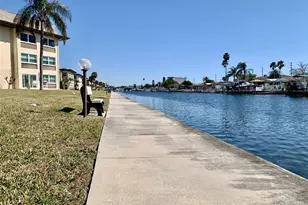 4678 Marine Pkwy, New Port Richey, FL 34652 - Photo 33