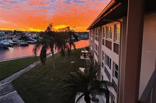 4678 Marine Pkwy, New Port Richey, FL 34652 - Photo 39