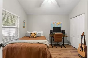 8204 Ginger Pine Way, Tampa, FL 33647 - Photo 17