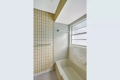 3717 Southview Drive, Brandon, FL 33511 - Photo 21