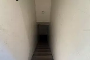 1015 E Columbus Dr, Tampa, FL 33605 - Photo 9