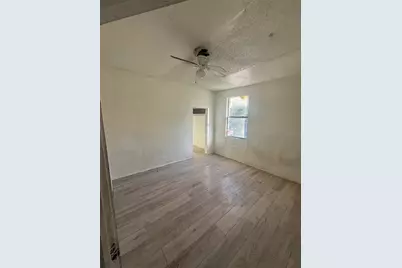 1015 E Columbus Drive, Tampa, FL 33605 - Photo 13