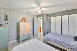 318 Fairside Ct, Sun City Center, FL 33573 - Photo 29