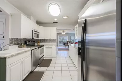 318 Fairside Court, Sun City Center, FL 33573 - Photo 21