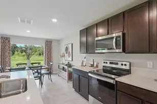 15102 Crosshall Strm Dr, Wimauma, FL 33598 - Photo 5