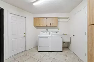2912 Mill Stream Ct, Clearwater, FL 33761 - Photo 25