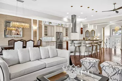 105 Wimbledon Court, Redington Shores, FL 33708 - Photo 19