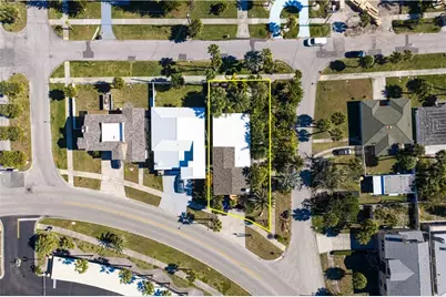 879 Eldorado Avenue, Clearwater Beach, FL 33767 - Photo 3